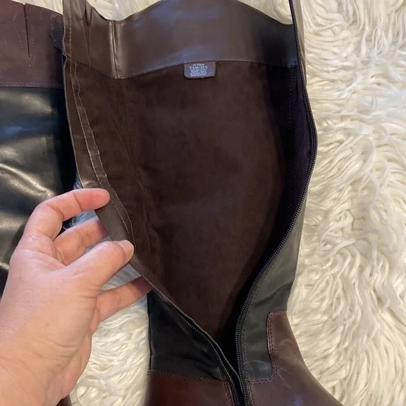 Vince Camuto Karen Equestrian Leather
Boot Brown & Black 6 1/2 M - Picture 14 of 17